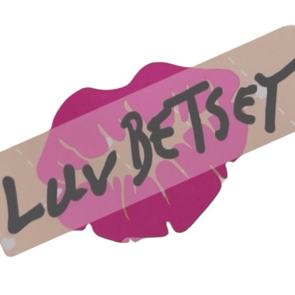 LUV BETSEY Weekender Cosmetic Bag Betsey Johnson Roses Polkadots Zebra Print - Picture 2 of 15